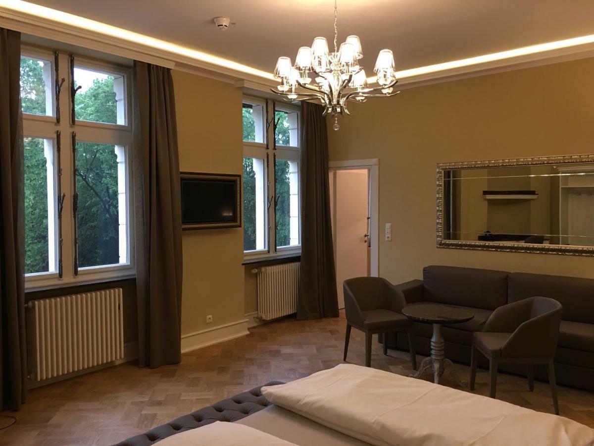 Residenz Kommende Bonn Extérieur photo